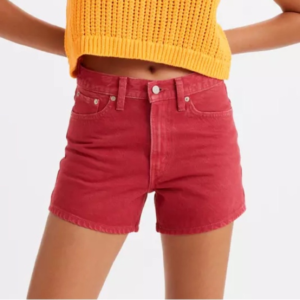 Levi’s 80s Mom Women Shorts Size 25